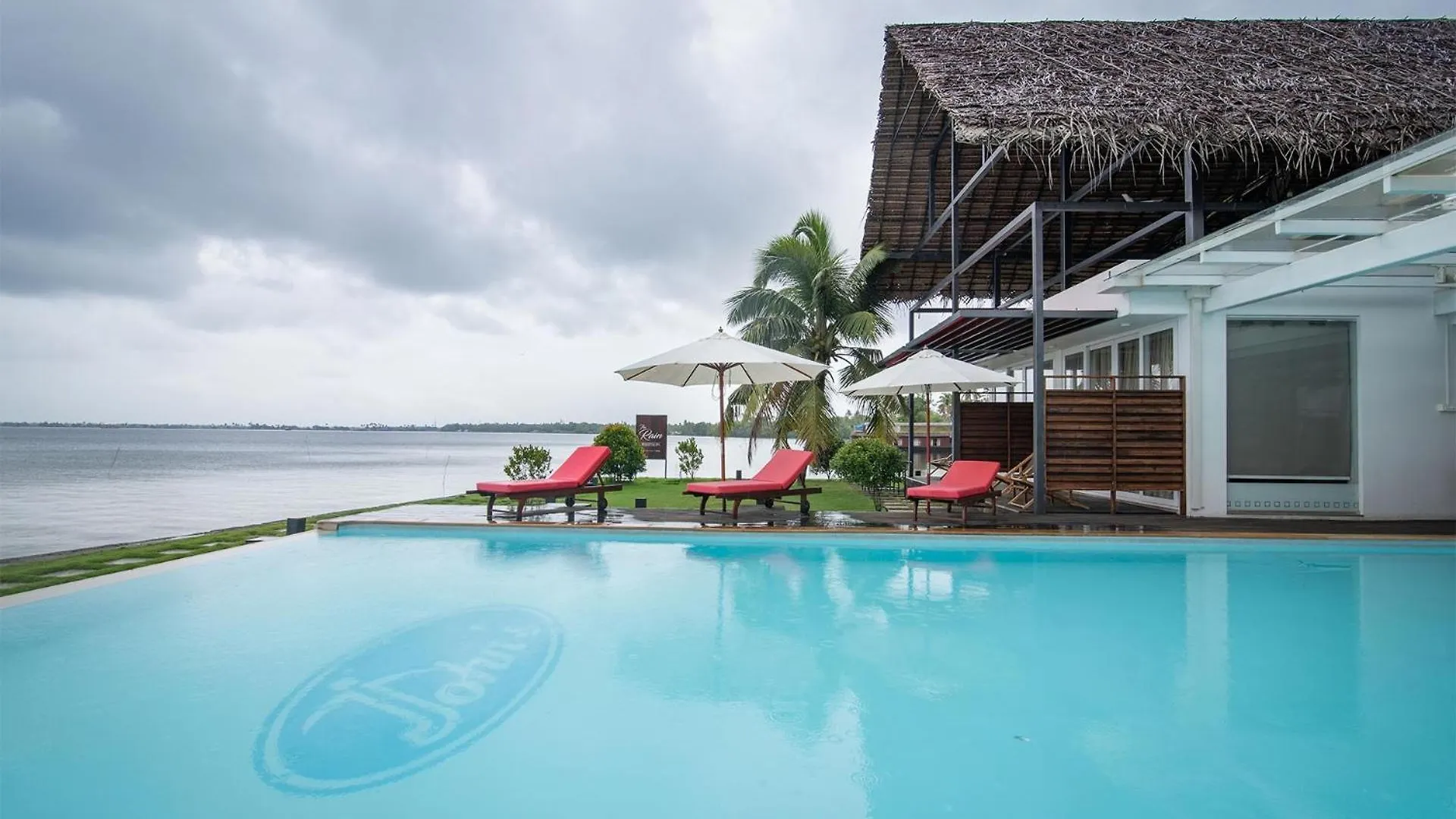 Stayvista At The Rain - River Villa With Infinity Pool Alappuzha Índia