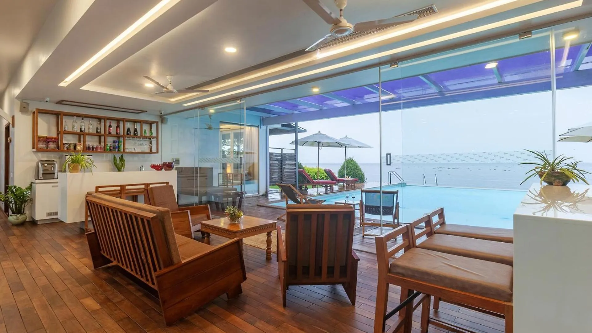 **** Resort Stayvista At The Rain - River Villa With Infinity Pool Alappuzha Índia