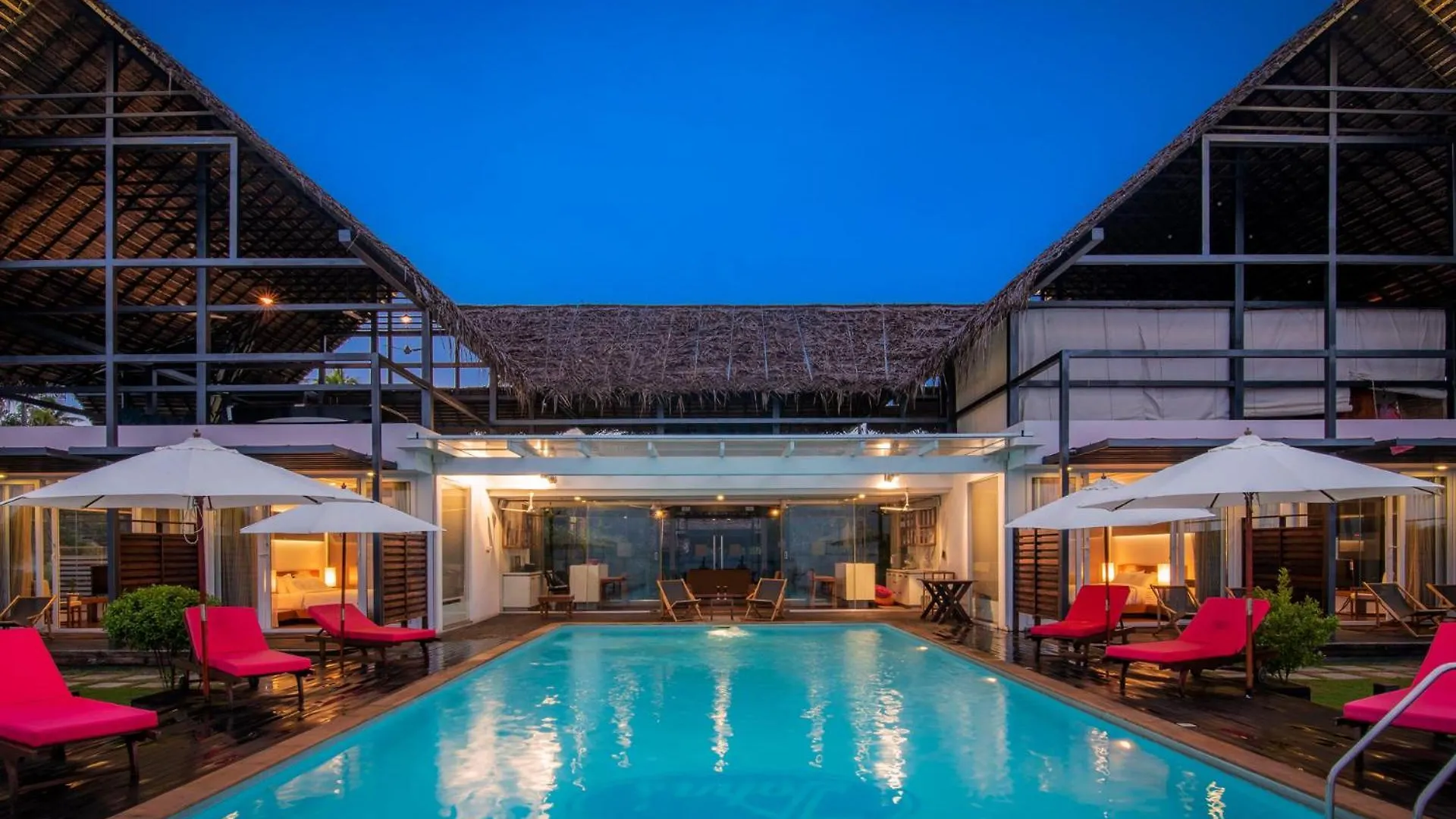Stayvista At The Rain - River Villa With Infinity Pool Alappuzha